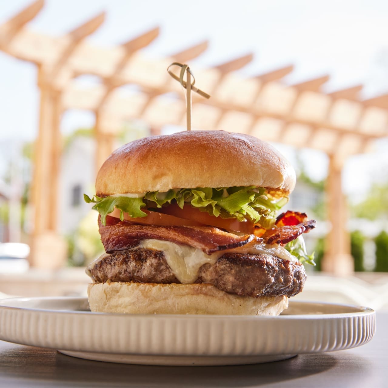 NOTL Bar + Restaurant Burger Queen